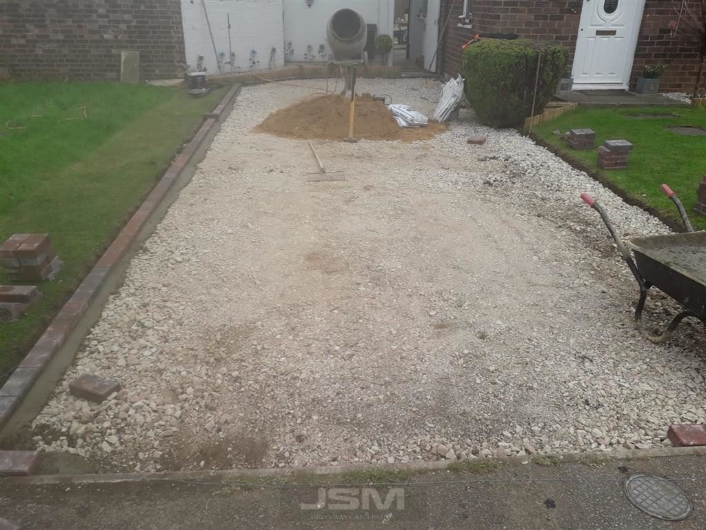 Gravel Driveway Installation in Bletchley, Milton Keynes